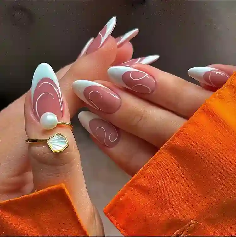 Pearl Nails Take Manicures to the Next Level 14 Oyster Vibes