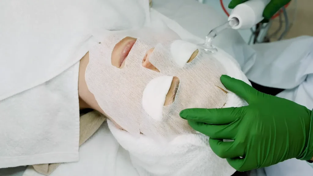 Banish Breakouts & Boost Your Glow: High-Frequency Facials Explained 2 How Does High Frequency Facial Treatment Work?