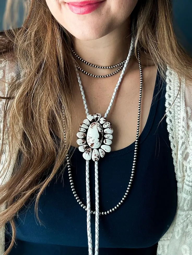 How to Wear a Bolo Tie: 5 Tips for Perfecting Your Style 5 How to Wear a Bolo Tie: 5 Tips for Perfecting Your Style
