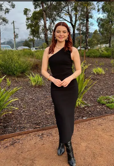 How To Become A Petite Model: Guide to Thrive in the Fashion Industry 2 Petite Model