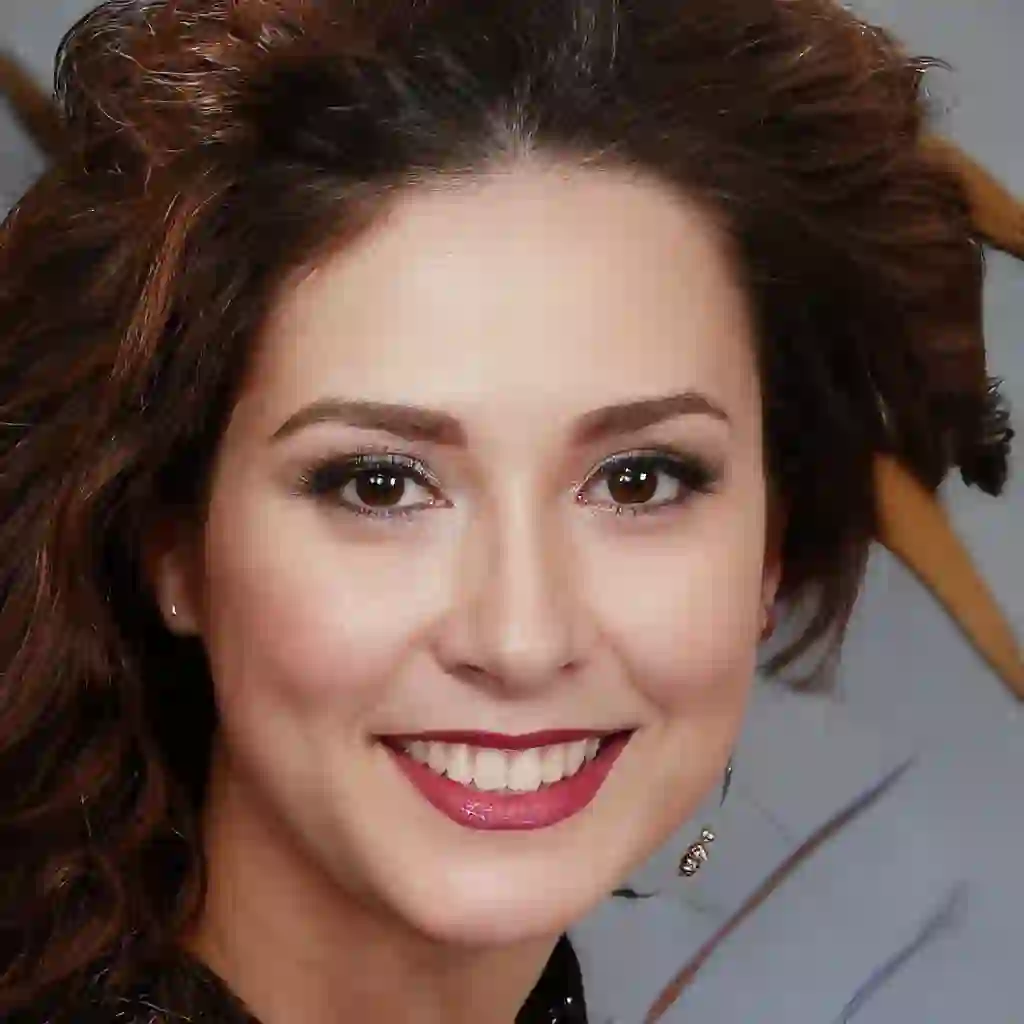 HydraFacial Reviews: Real Experiences and Long-Lasting Benefits 3 HydraFacial Reviews