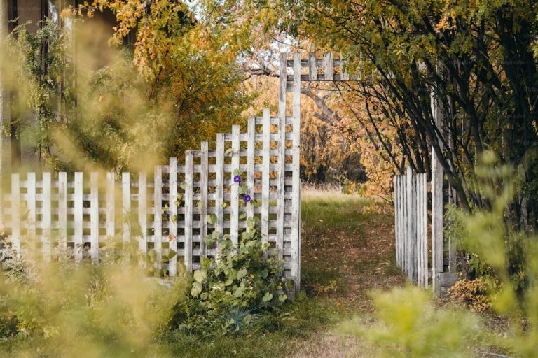 Choosing the Right Fence for Your Property in the Charleston Tri-County Area 13 Choosing the Right Fence for Your Property in the Charleston Tri-County Area